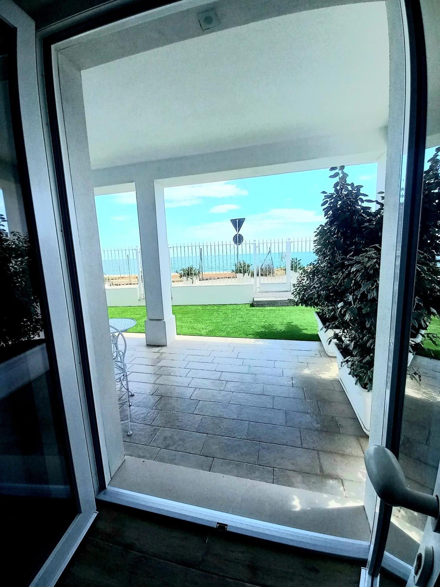 Dolce Dimora Charme Mare Hotel Marina di San Vito Room photo